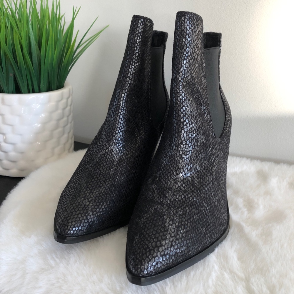 Chinese Laundry Leather Utah Snakeskin Booties